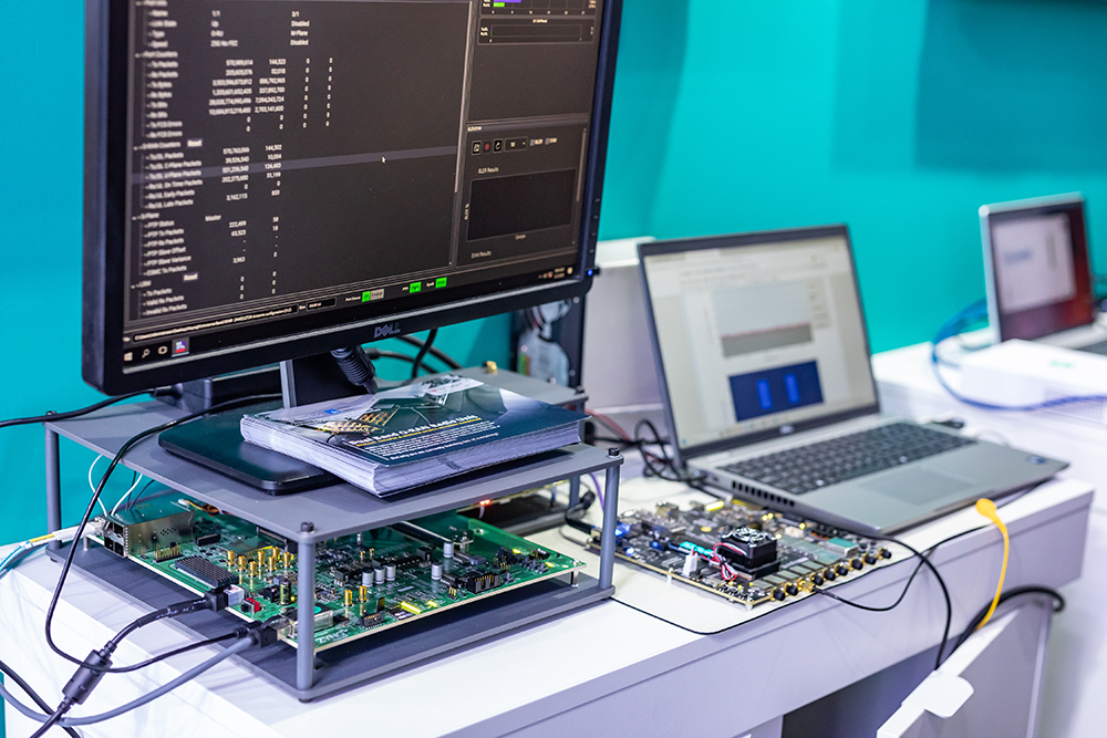 University of Sheffield demonstrates its Dual Band O-RAN Radio Unit at MWC2026